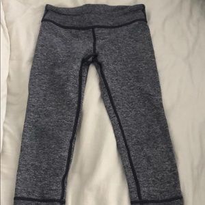 Ivivva girls crops size 8